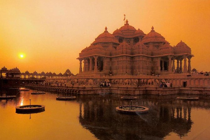 Akshardham Temple Evening Tour with Musical Fountain Show - Swaminarayan Akshardham details you will actually notice with a guide