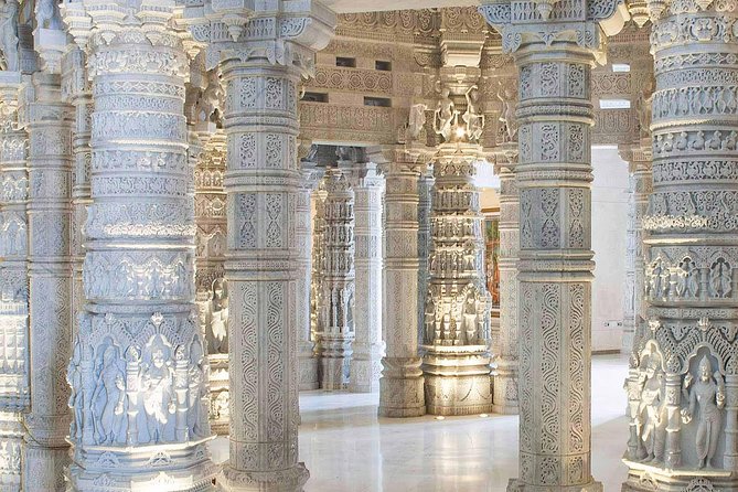 Akshardham Temple Tour Exhibition, Light & Water Show with Transfers - Who Should Book This Akshardham Tour, and Who Might Be Disappointed