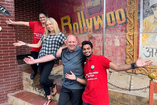 All In One Combo Tour of Mumbai City, Dabbawalas, Dhobhi Ghat, Slums & Bollywood - How the private format changes your day in Mumbai traffic