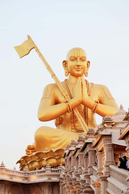 All Inclusive Hyderabad Full & Half Day Tour - Mecca Masjid, big-scale architecture, and Friday timing