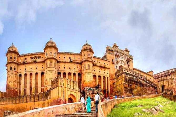 All-Inclusive Private Jaipur Day Trip from Delhi - City Palace: royal rooms and the museum angle
