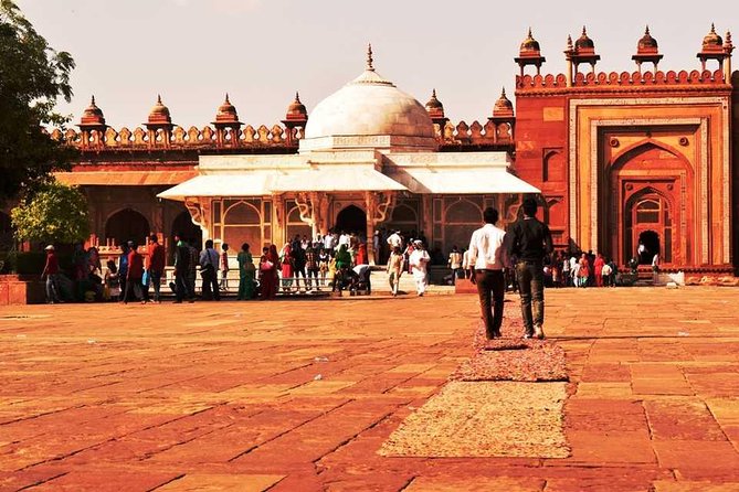 All-Inclusive Private Sunrise Taj Mahal & Agra City Tour - Fatehpur Sikri, the Ghost City You Can Still Walk Through