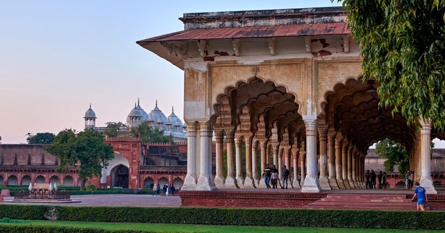 All Inclusive Private Taj Mahal Luxury Tour from Delhi - Baby Taj and Itmad-Ud-Daulah: the 60-minute calm between big sights