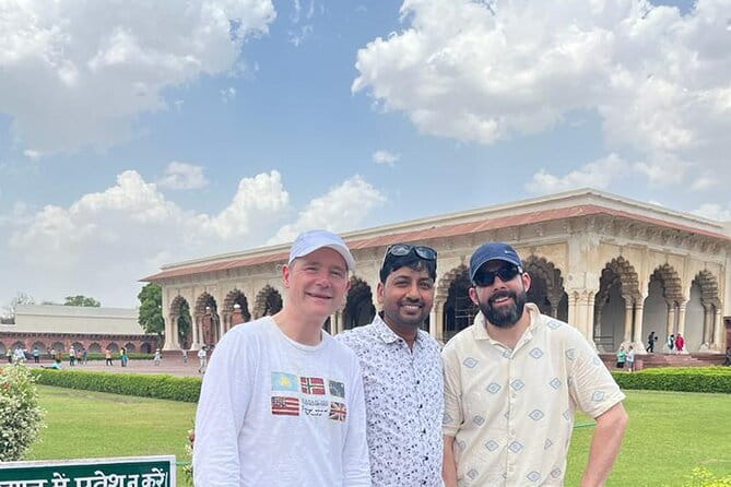 All-Inclusive Private Tour From Delhi To The Taj Mahal - A private Delhi-to-Agra day that runs on a plan