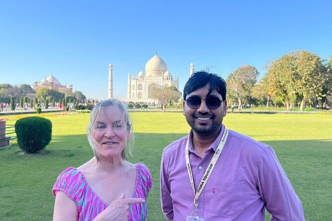 All-Inclusive Private Tour From Delhi To The Taj Mahal - Agra Fort: the royal power stop after the postcard scene