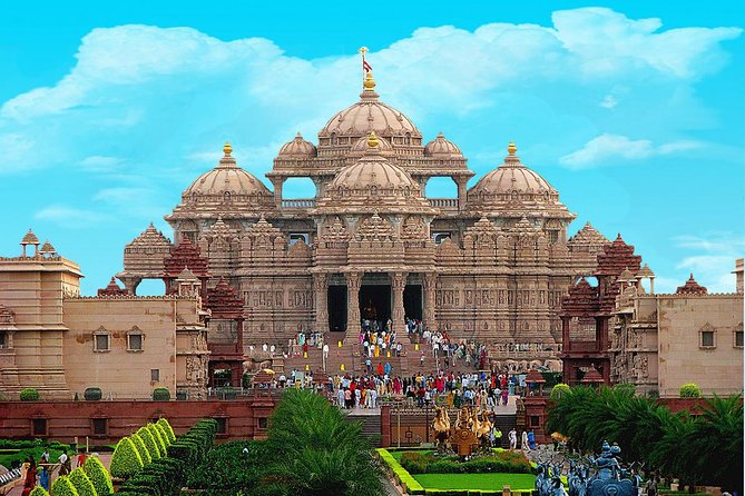 All-Inclusive Sacred Delhi: Private Full-Day Temples Experience - Lunch at Hotel Le Meridien, The One: where the day actually refuels
