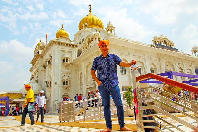 All-Inclusive Sacred Delhi: Private Full-Day Temples Experience - Gurudwara Bangla Sahib: faith in action, not just faith on display