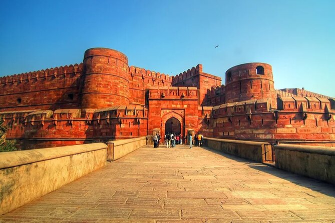 All Inclusive Same Day Trip to Taj Mahal & Agra Fort from Delhi - What makes it feel private, and what names can tell you
