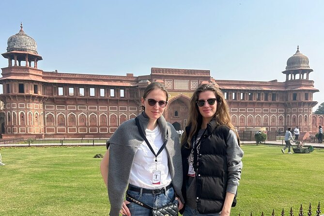 All Inclusive Taj Mahal, Agra Fort, Baby Taj Car with Local Guide - Price and value: what $57 buys, and what you must plan for