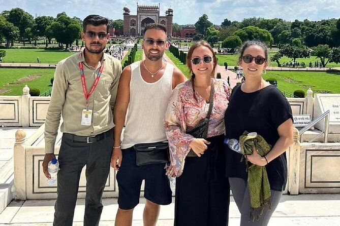 All Inclusive Taj Mahal, Agra Fort & Baby Taj Day Trip From Delhi - Choosing Your Pace: When Guides Help and When You Need to Speak Up