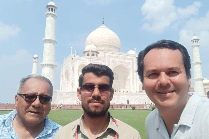 All Inclusive Taj Mahal, Agra Fort & Baby Taj Day Trip From Delhi - Taj Mahal: 3 Hours to See More Than a Postcard