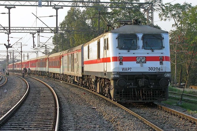 All Inclusive Taj Mahal & Agra Fort Tour from Delhi by Express Train - Lunch at Courtyard by Marriott: where the day resets
