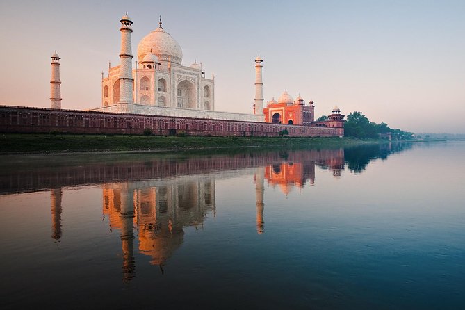 All Inclusive Taj Mahal Day Tour from Delhi by Superfast Train - Riding the Gatimaan Express: Comfort That Saves You Time