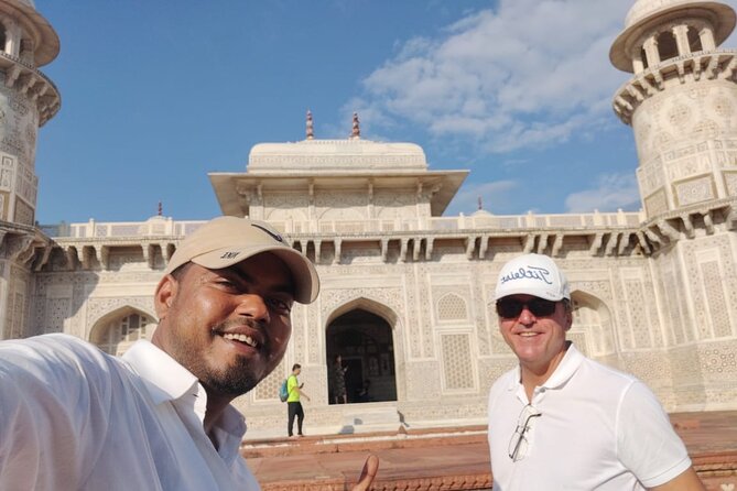All Inclusive Taj Mahal, Fort & Baby Taj Tour from Delhi by Car - Live guide time is the real value