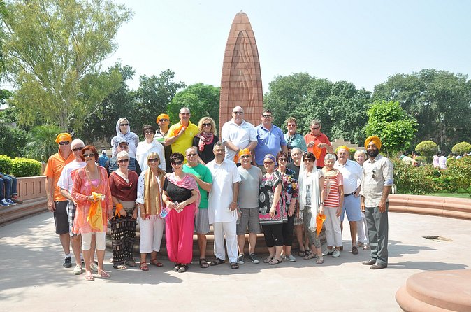 Amritsar 1 Day Guided Tour-Golden Temple, Jalliawala Bagh, Wagah - How to pace the day without feeling rushed