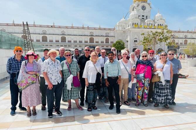 Amritsar Full Day Sight Seeing Tour with Transportation - Key tour highlights at a glance