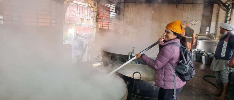 Amritsar: Golden Temple and Jallianwala Bagh Guided Tour - Key things that make this tour worth it