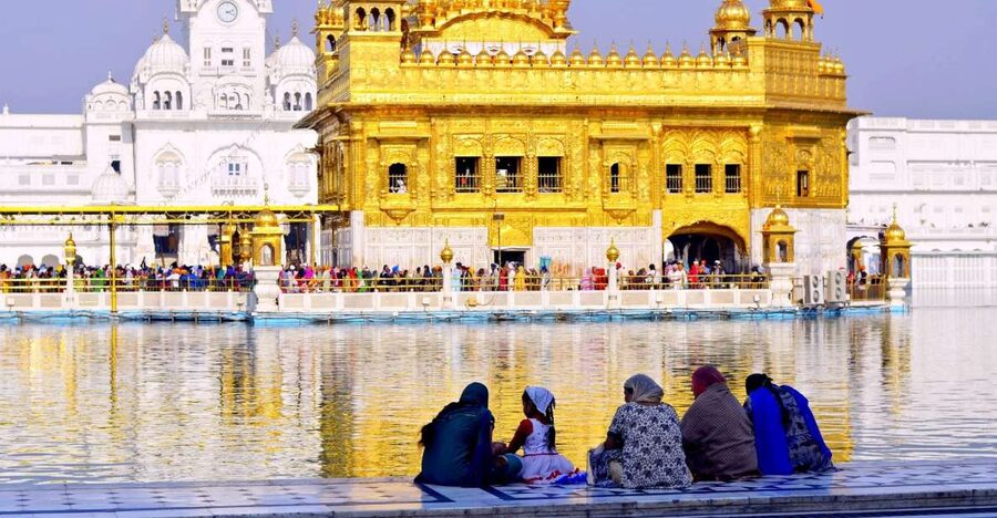 Amritsar : Golden Temple and Jallianwala Bagh Private Tour - Jallianwala Bagh Memorial gardens, and what your guide helps you understand