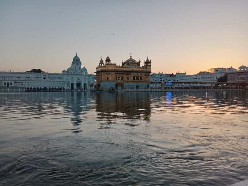 Amritsar: Golden Temple, Jallianwala Bagh, Wagah Border Tour - Getting Started in Amritsar: Private Pickup and a Day That Stays on Track