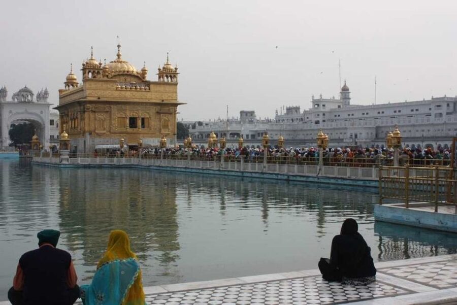 Amritsar: Small Group Sightseeing Tour with Wagah Border - Key moments that make this Amritsar day worth it