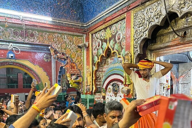 Ayodhya Private Tour & VIP Darshan -Special support for Seniors - Stop-by-stop: what each place feels like, and what to watch for