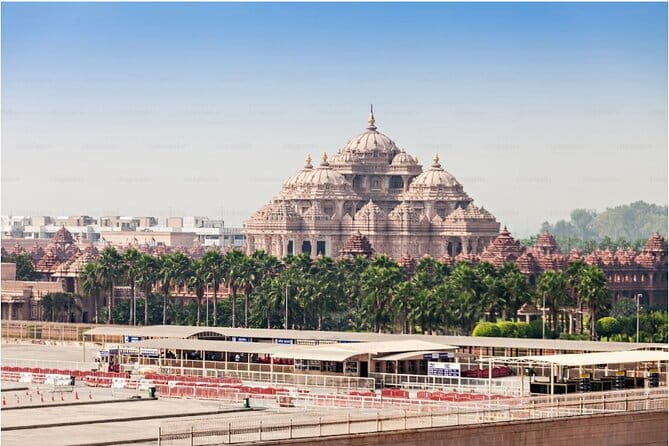 Ayodhya Private Tour & VIP Darshan -Special support for Seniors - Value check: is $72.72 per person a good deal?
