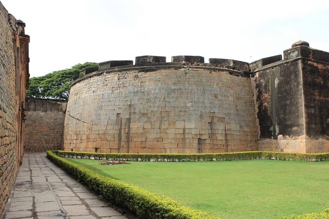 Bangalore Fort heritage walk - Bangalore Fort walking stories, tied to real sites