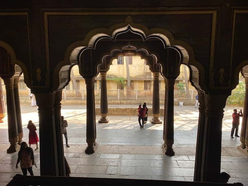 Bangalore: Palace, Temples, Fort & Markets Walking Tour - Should you book this walking tour?
