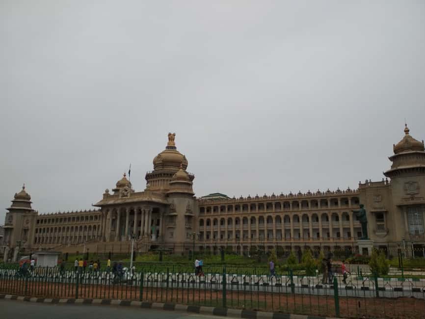 Bangalore: Private Half-Day Sightseeing Tour - Vidhana Soudha Drive Past: Photo Stop, Big Government Energy