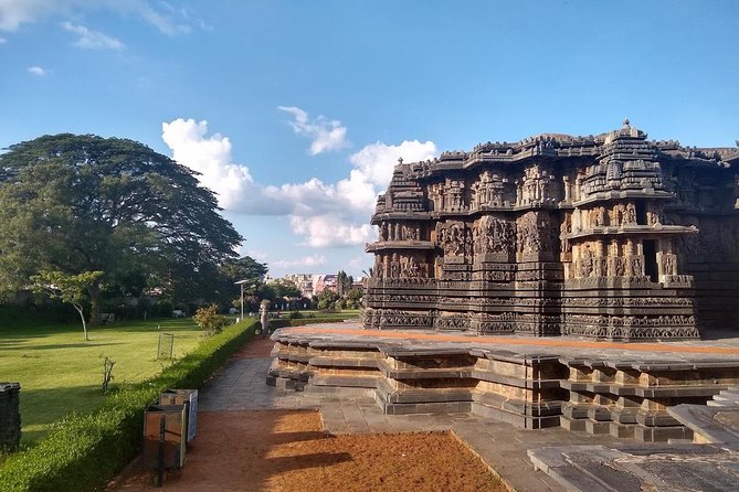 Bangalore: UNESCO Belur & Halebidu + Shravanabelagola Tour - Guide Quality: The Difference Between Seeing and Understanding