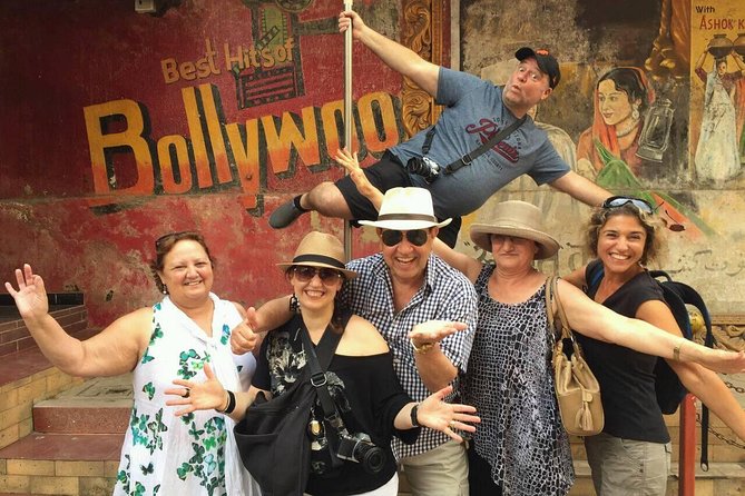 Best Bollywood Tour with Rahil Khan (Transport Included) - Entering SJ Studio: why this half-day format works