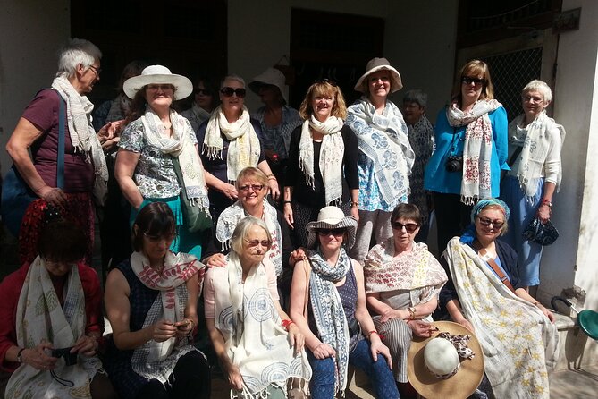 Block Printing & Village Stories: Discover Bagru’s Craft Legacy - First Stop: Orientation in Bagru (That Sets the Frame)