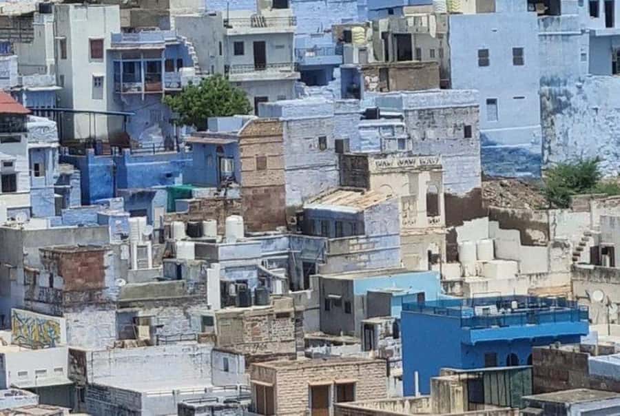 Blue City Heritage Walking Tour With Pick Up & Drop Off - Ranisar Lake and the city-wall heritage pause