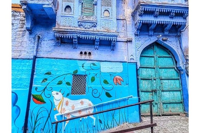 Blue City Heritage Walks Jodhpur - Navchowkiya: A Crossroads That Shows You How Jodhpur Really Moves