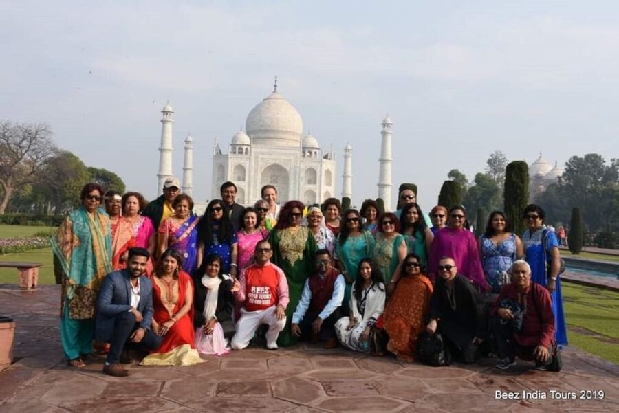 Book Govt. Approved Tour Guide For Taj Mahal & Fort - Why a Govt-Approved Guide Makes Agra Easier