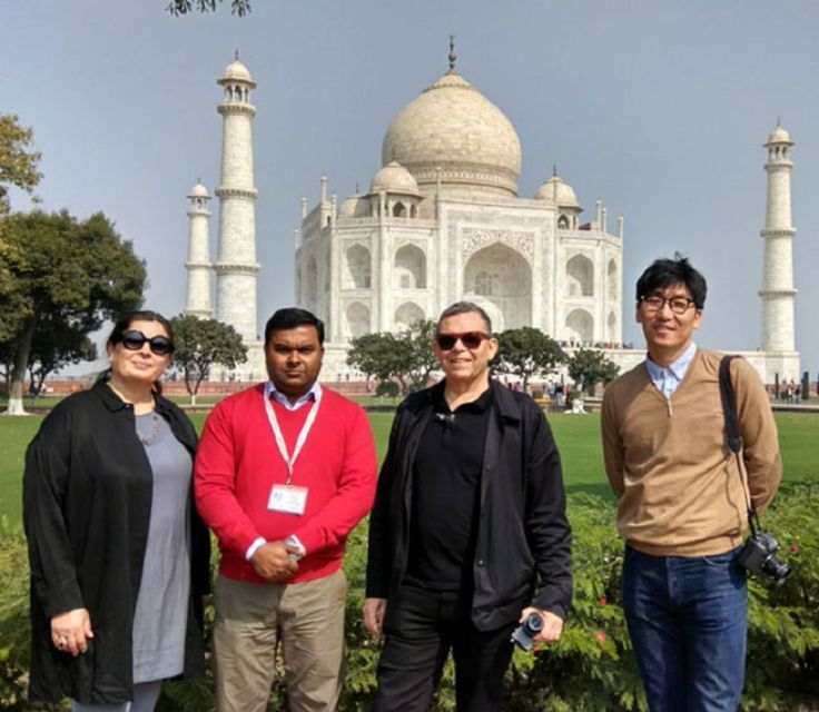Book Govt. Approved Tour Guide For Taj Mahal & Fort - Lunch, Bazaar Time, and How to Keep the Day Comfortable