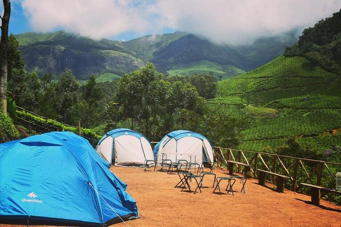 Camping Suriyaneli/Munnar Kerala - The campsite setup at 1,412 m: tents, bathrooms, and valley views