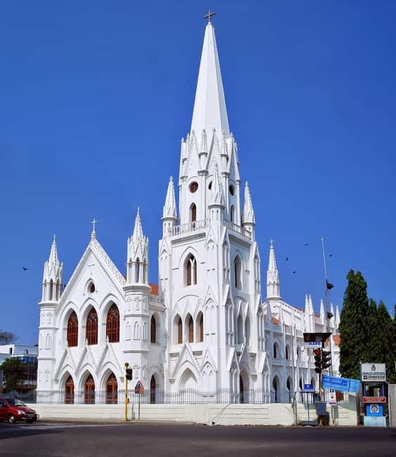 Chennai: Private Day Tour with Transportation and Tickets - Getting Oriented in Mylapore: Kapaleeshwarar Temple and Agraharam