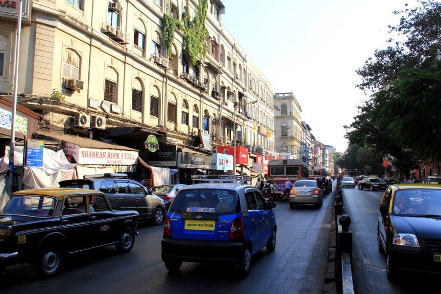 Combo of City and Bollywood Tour - City Route: From Gateway of India to Marine Drive