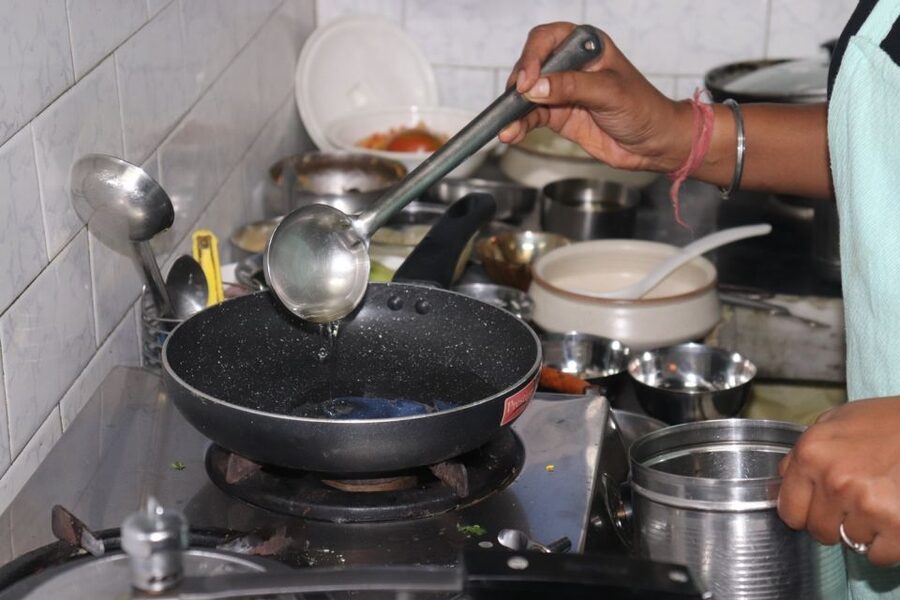 Cooking class and dinner with Rekha family with full meals - The 3-Hour Flow, From Welcome Drink to Full Dinner