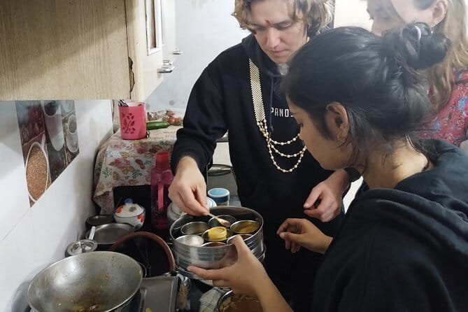 Cooking Class with Indian Family in Jaipur (Pickup & Drop Free) - Food Included, Dietary Needs, and the Alcohol Detail