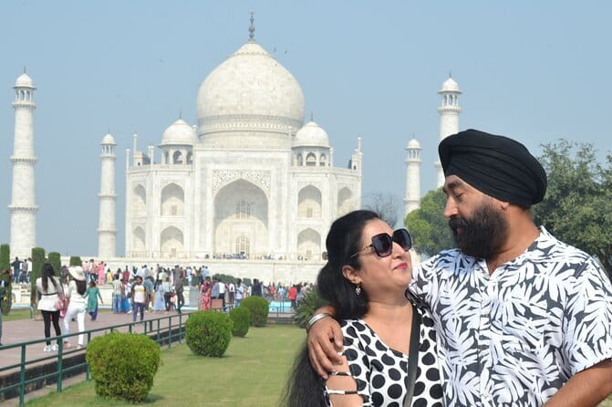 Countryside Bicycle Tour - Where to meet: starting at the Oberoi Amarvilas and returning there