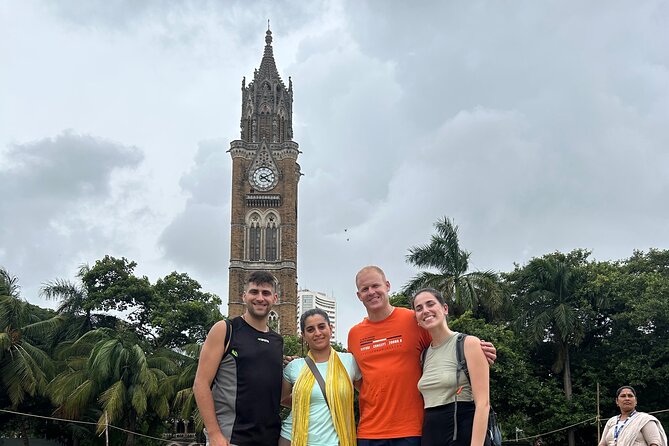 Cruise to Mumbai Historical Tour - Malabar Hill: a quick hilltop break and a view that explains the geography