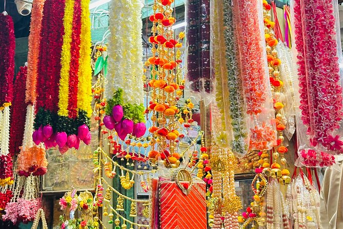Customized Half Day and Full Day Delhi Shopping, Street Food Tour - Kinari Bazaar: wholesale wedding borders, decorations, and practical shopping