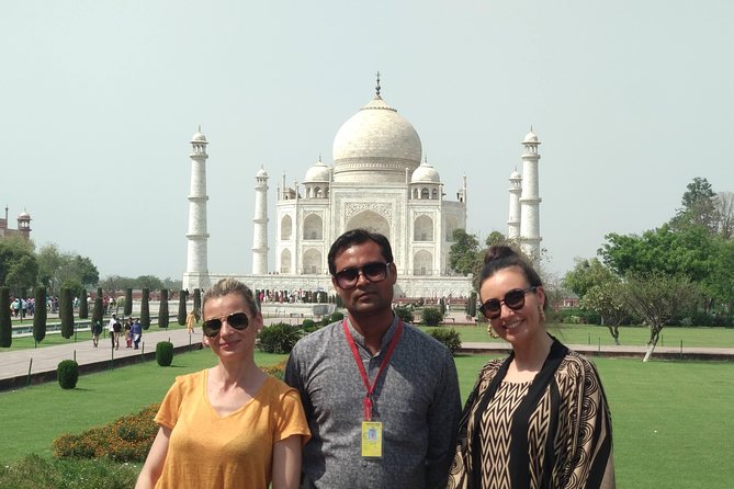 Day Tour Taj Mahal & Agra Fort by Private Car From Delhi - Key highlights that make this tour work