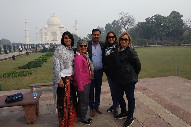 Day Tour Taj Mahal & Agra Fort by Private Car From Delhi - Photo strategy with guides Malik and Ali