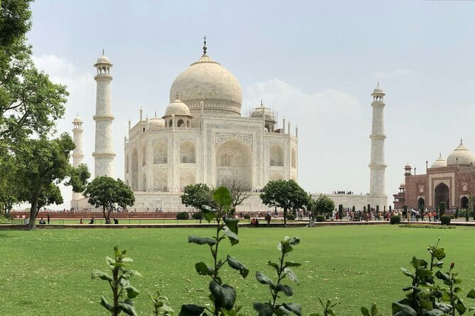 Day Trip Taj Mahal, Agra Fort & Baby Taj Tour from Delhi by Car - Agra Fort: The Big Red Fortress Stop That Adds Context