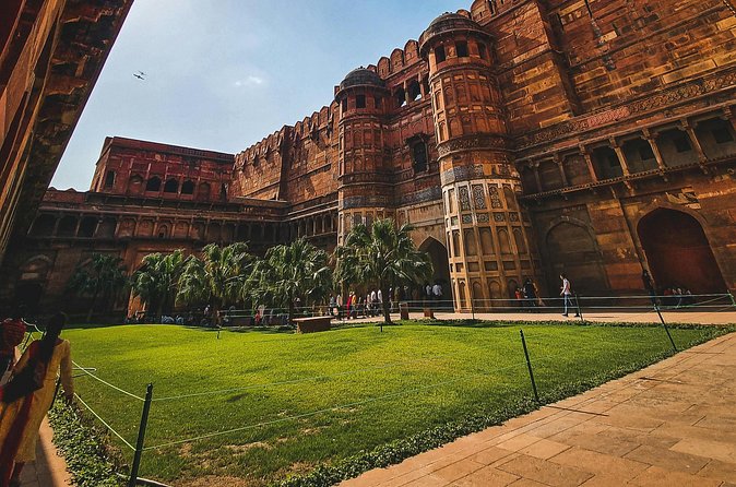 Day Trip to Taj Mahal and Agra from Chennai with Both Side Commercial Flights - Lunch, Drinks, and What You Should Plan to Carry