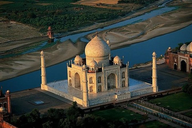 Day Trip to The Taj Mahal and Agra from Jaipur - Agra Fort: Akbar’s red sandstone and why 1 hour feels short