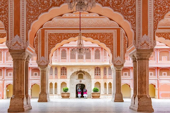 Delhi, Agra, Jaipur & Ranthambhore Tiger Safari 5-Day Tour - Switching to Jaipur: travel time, then Amber Fort and photo stops